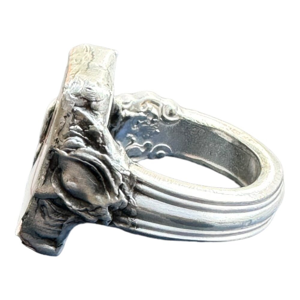 Peter Rabbit Alphabet Broken China Ring & 1847 Rogers Bro 3X SP Spoon Handle 7.5 - Picture 7 of 17